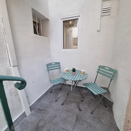 Spacious Full Of Charm, Recently Updated * Nice